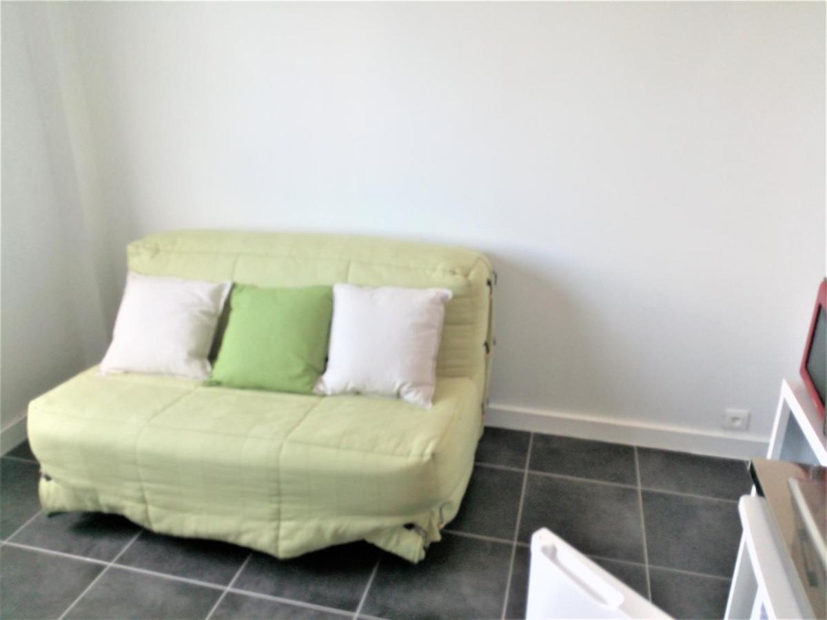 Studio A 300 Metres De La Gare Et 25 Minutes De Paris En Train Melun Ngoại thất bức ảnh