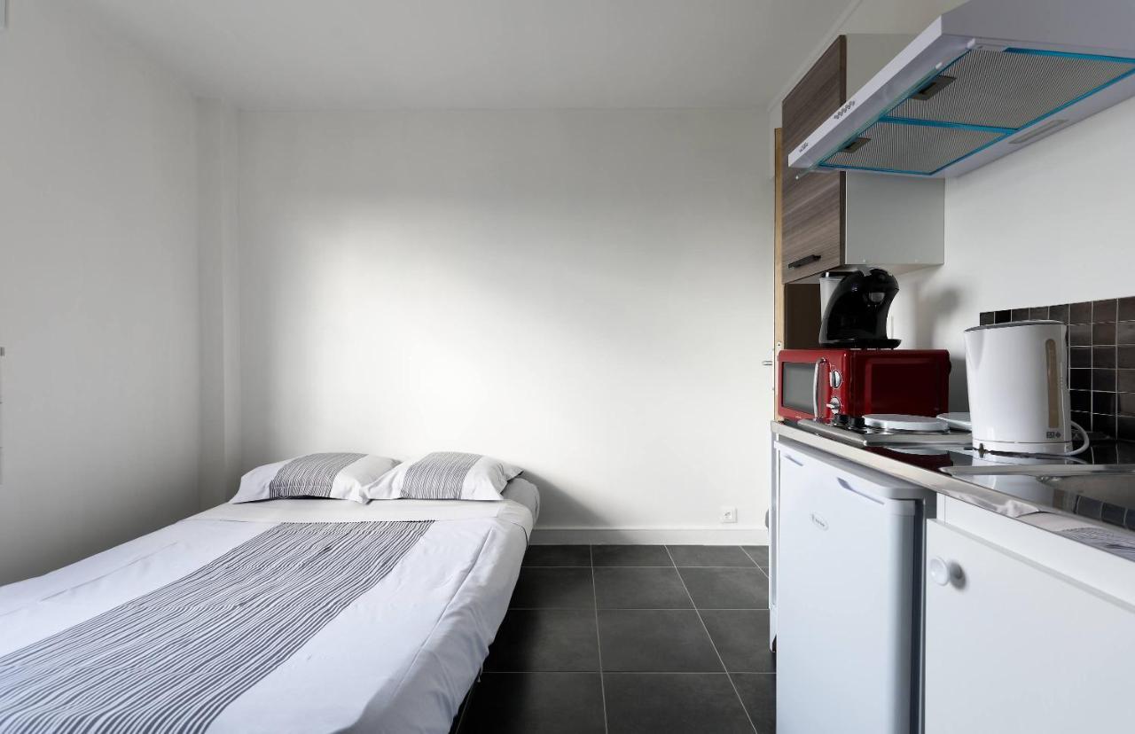 Studio A 300 Metres De La Gare Et 25 Minutes De Paris En Train Melun Ngoại thất bức ảnh