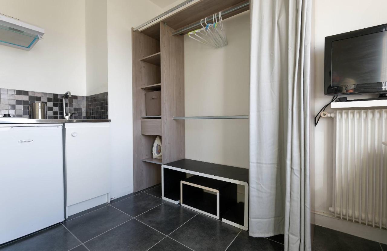 Studio A 300 Metres De La Gare Et 25 Minutes De Paris En Train Melun Ngoại thất bức ảnh