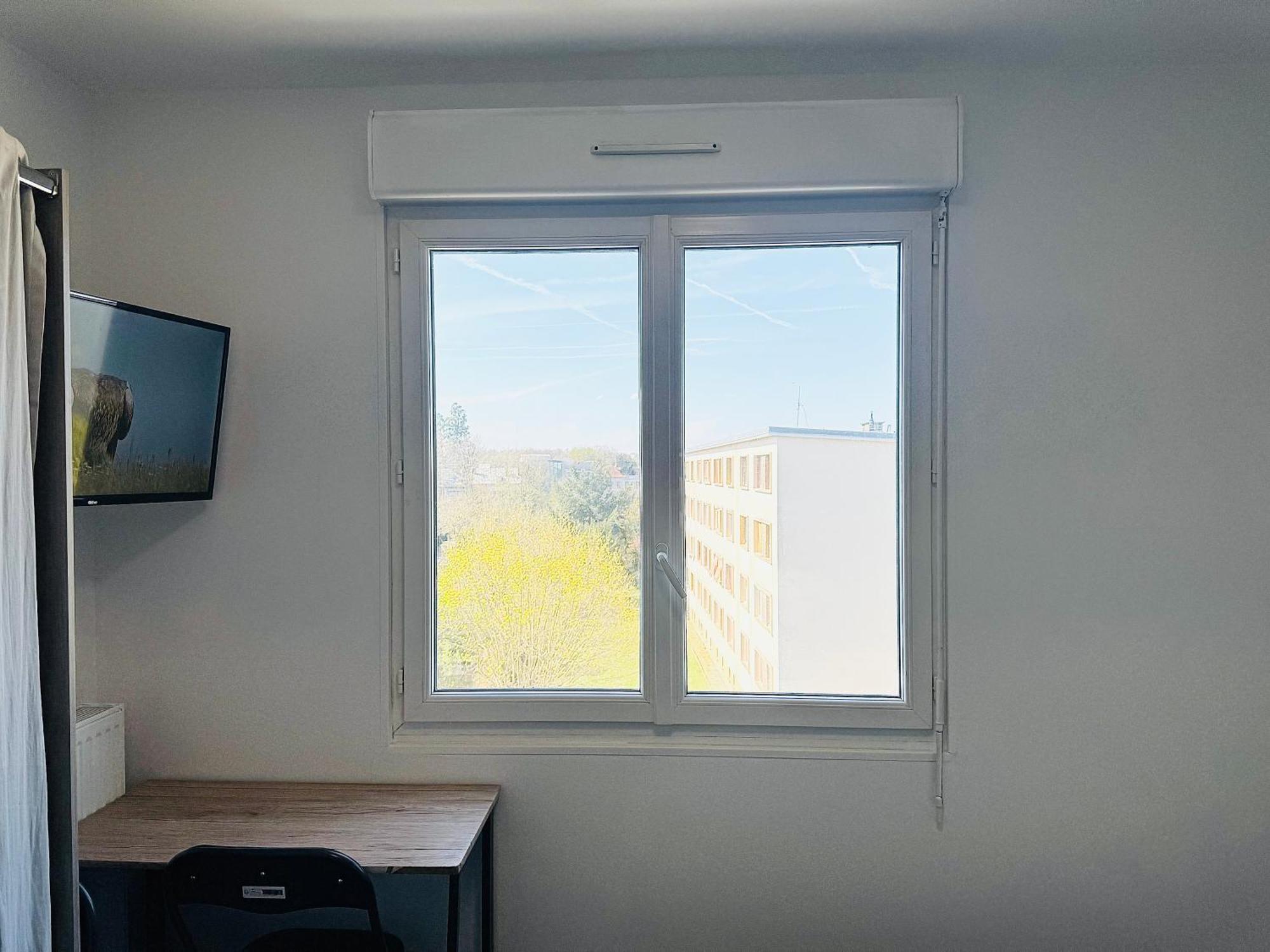Studio A 300 Metres De La Gare Et 25 Minutes De Paris En Train Melun Ngoại thất bức ảnh