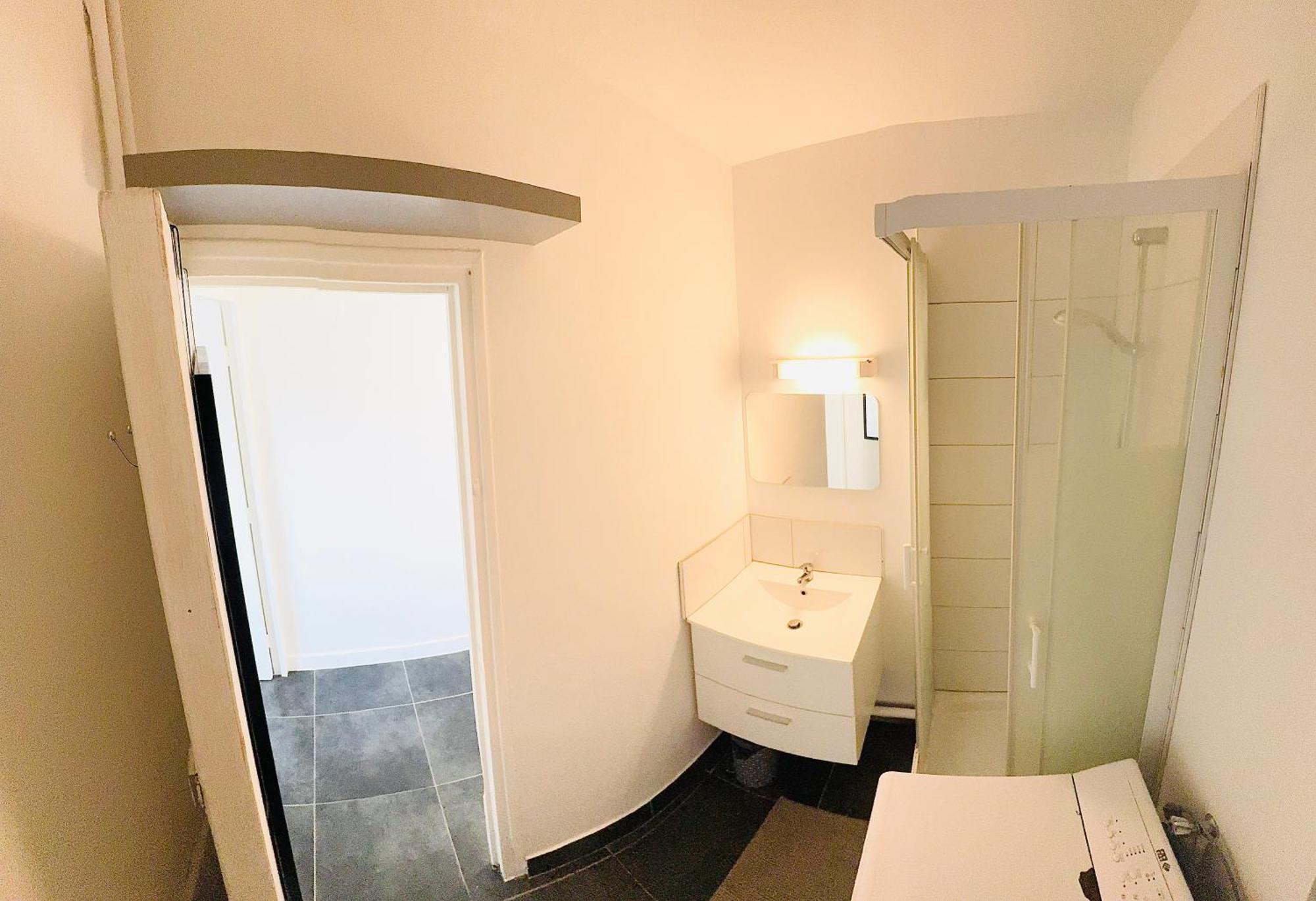 Studio A 300 Metres De La Gare Et 25 Minutes De Paris En Train Melun Ngoại thất bức ảnh